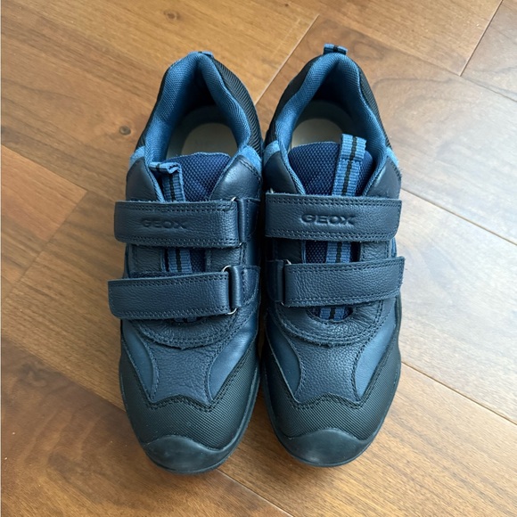 Geox Other - Geox Velcro Sneakers